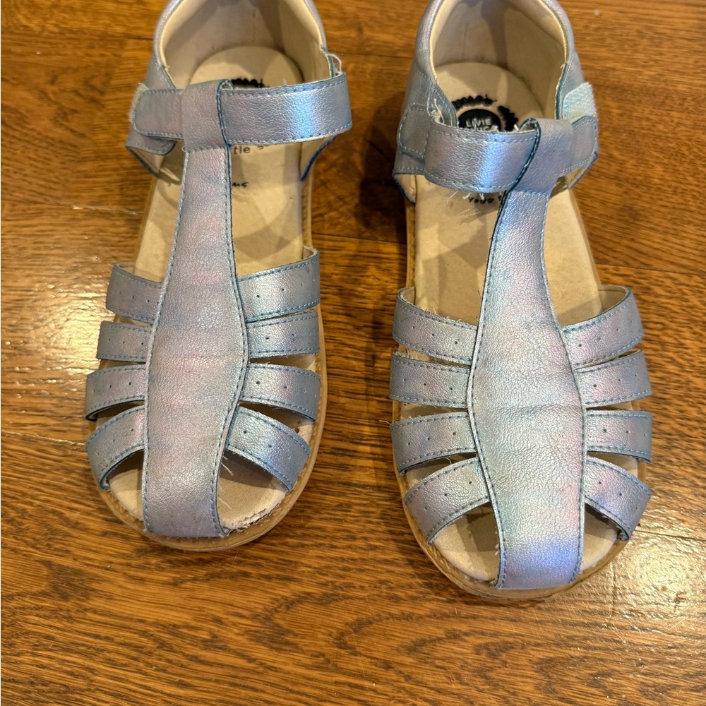 Livie and Luca Kids Metallic Blue Sandals size 1 in GUC